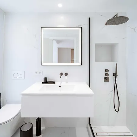 公寓 Charming Oasis With Terrace 4 Bd- 8p -